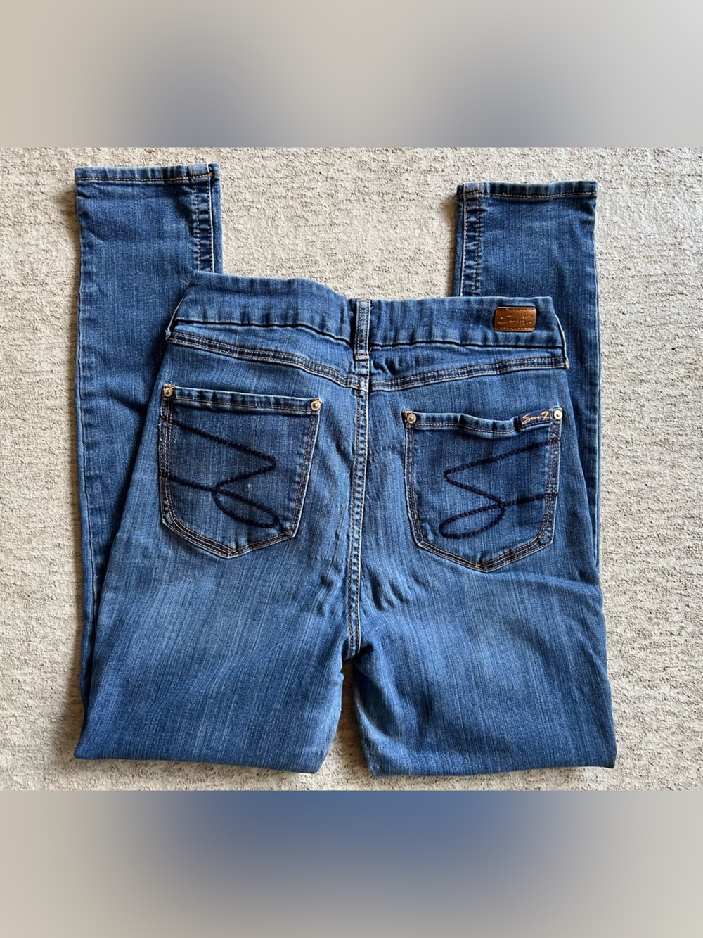 Seven7 Women's Skinny Jeans in Medium Blue Denim